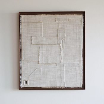 Monochromatic Linen