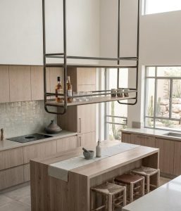 בר תלוי מהתקרה מברזל גולמי ועץ אלון מלא מעל אי סטודיו נושקה - מידות 120x30